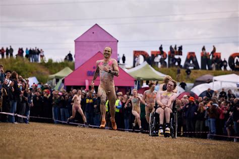 roskilde naked run|Nøgenløbet på Roskilde Festival 2019